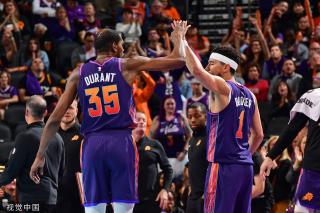 球员们严格 球员们严格