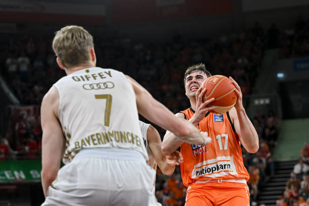 留下浓墨重 留下浓墨重